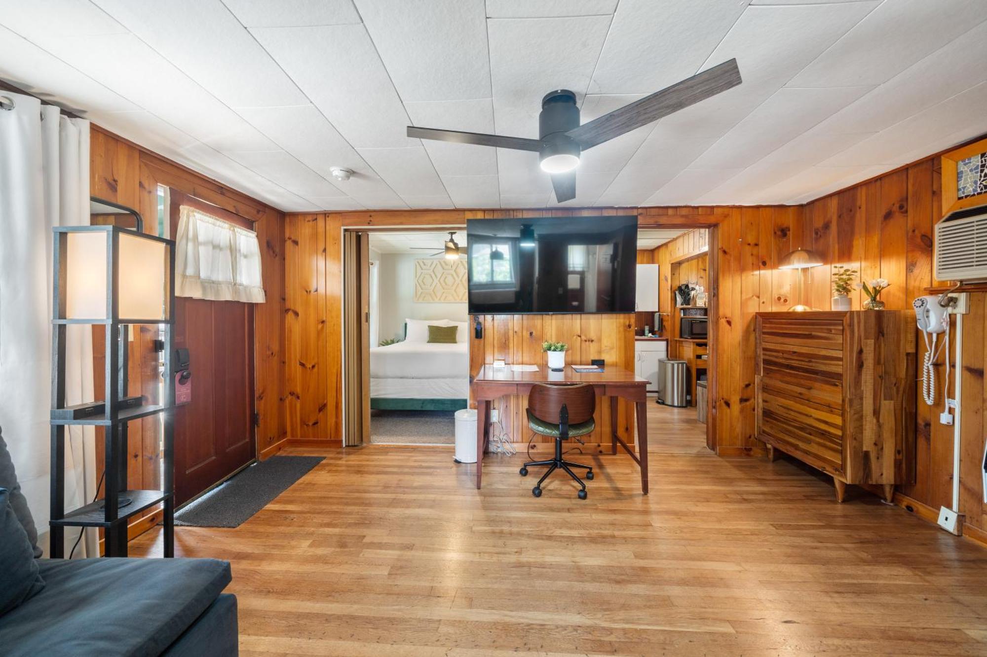 Cedarwood Inn Hendersonville Bagian luar foto