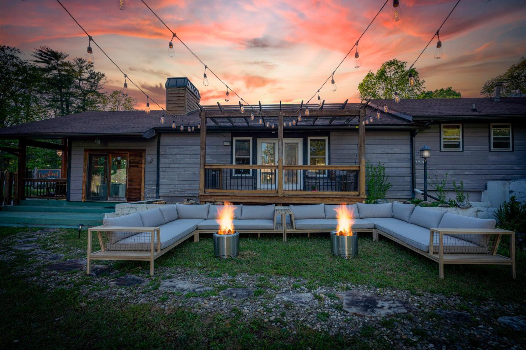 Cedarwood Inn Hendersonville Bagian luar foto