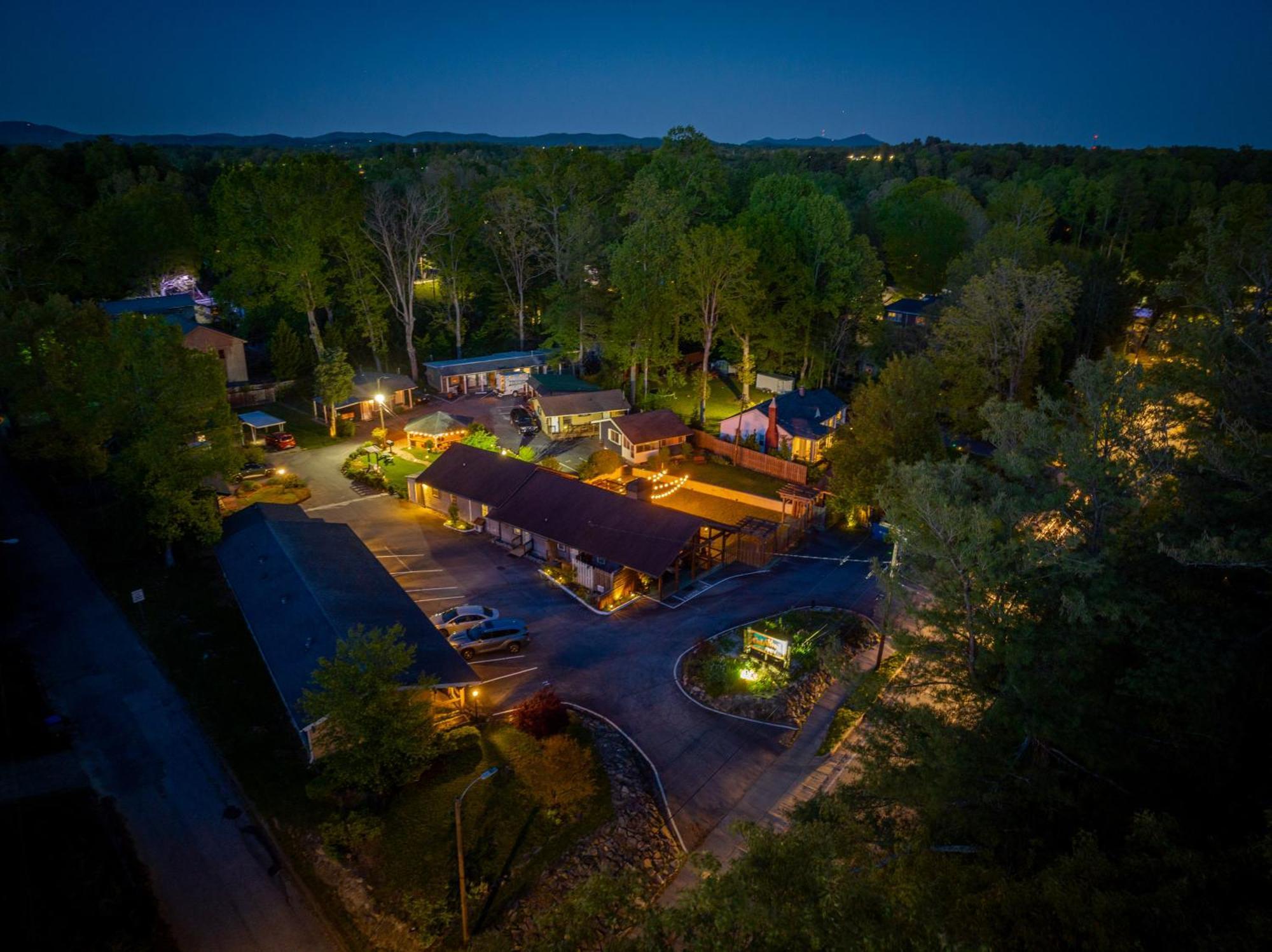 Cedarwood Inn Hendersonville Bagian luar foto