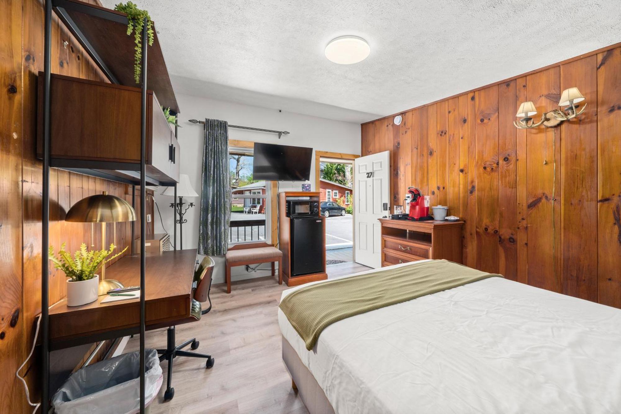 Cedarwood Inn Hendersonville Bagian luar foto